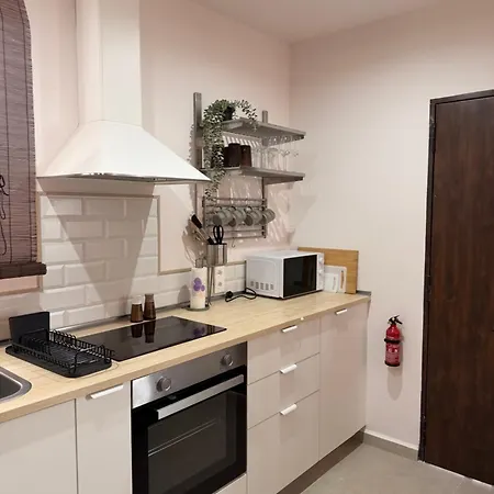 Apartmán Newly Renovated With Swimming Pool Estepona